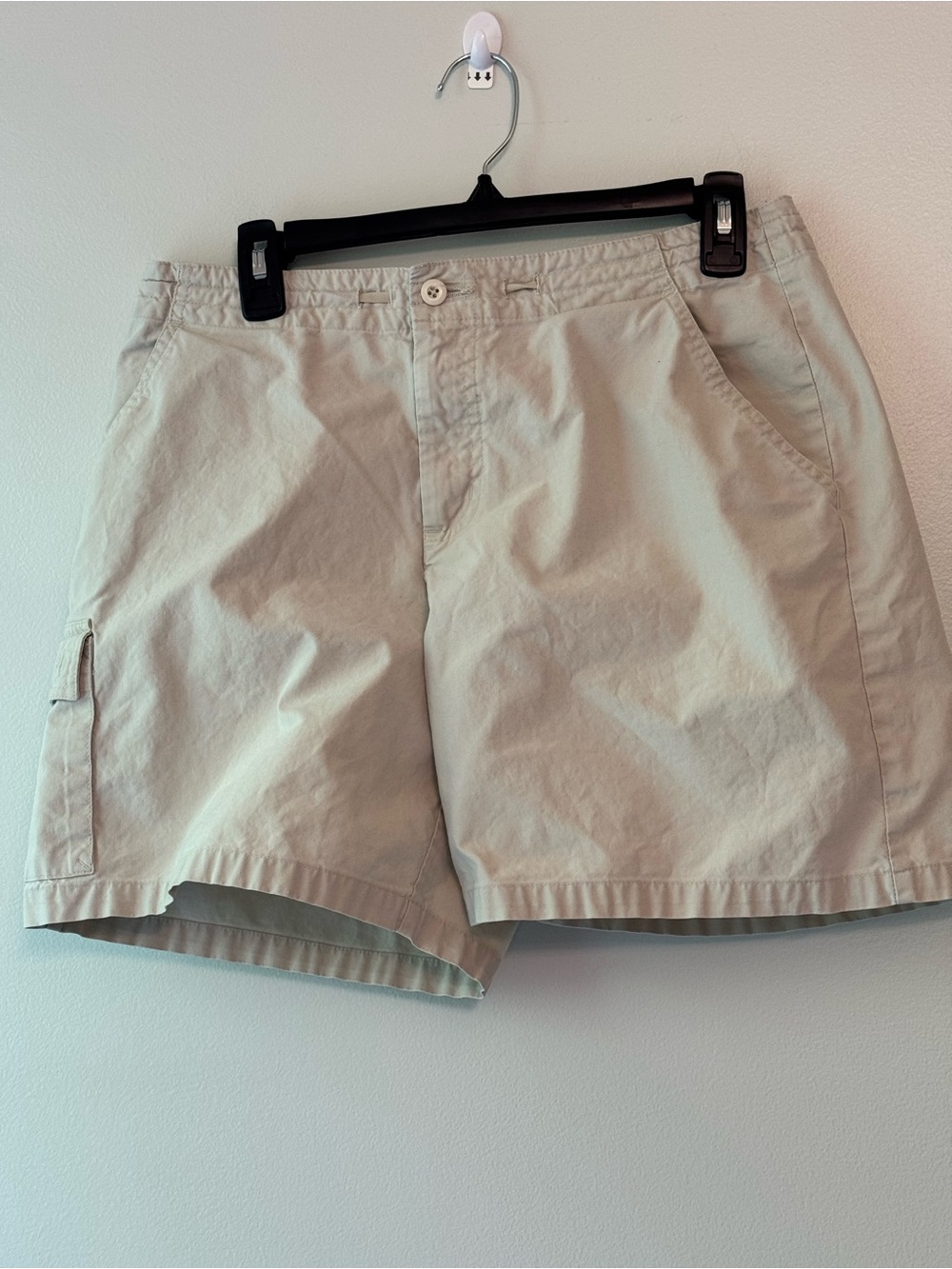 Weatherproof Women's Cargo Shorts in Light Tan